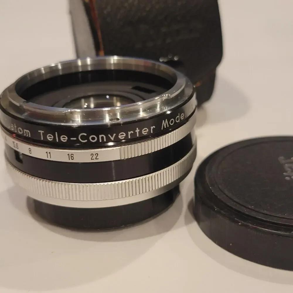 Vintage Vivitar Auto 2X Custom Tele-Converter SLR Lens Adapter Black Case